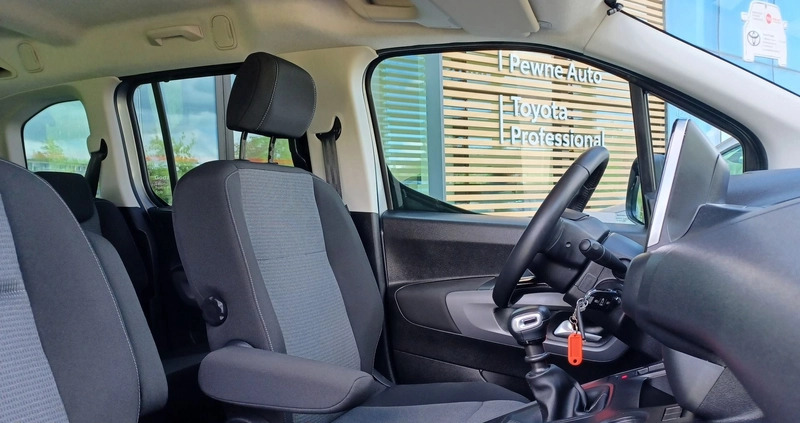 Toyota Proace City Verso cena 135900 przebieg: 11793, rok produkcji 2022 z Kleczew małe 596